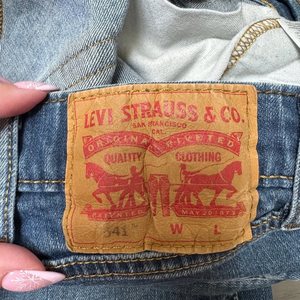 Classic Blue Men's Levi Jeans
